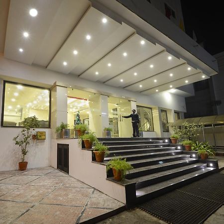 Hotel Atithi Agra  Exterior photo