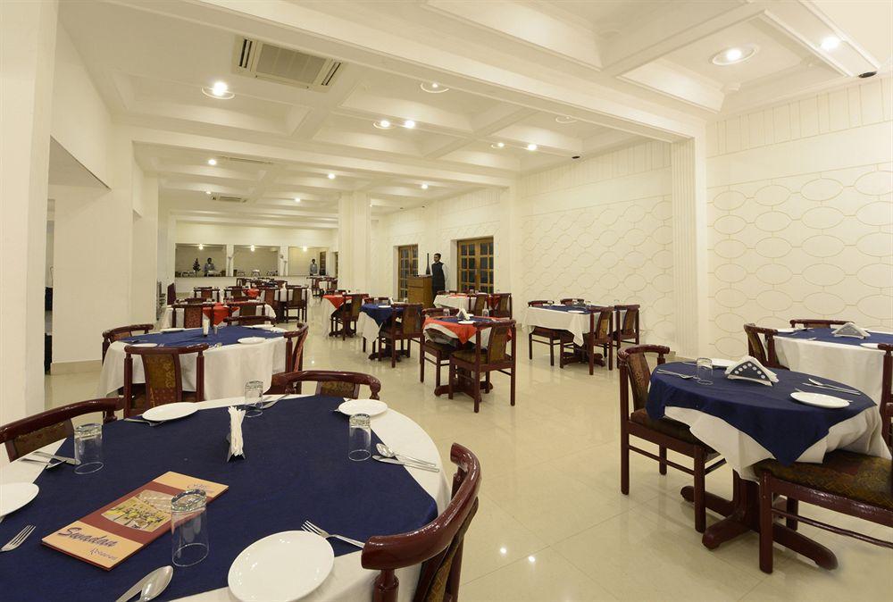 Hotel Atithi Agra  Exterior photo